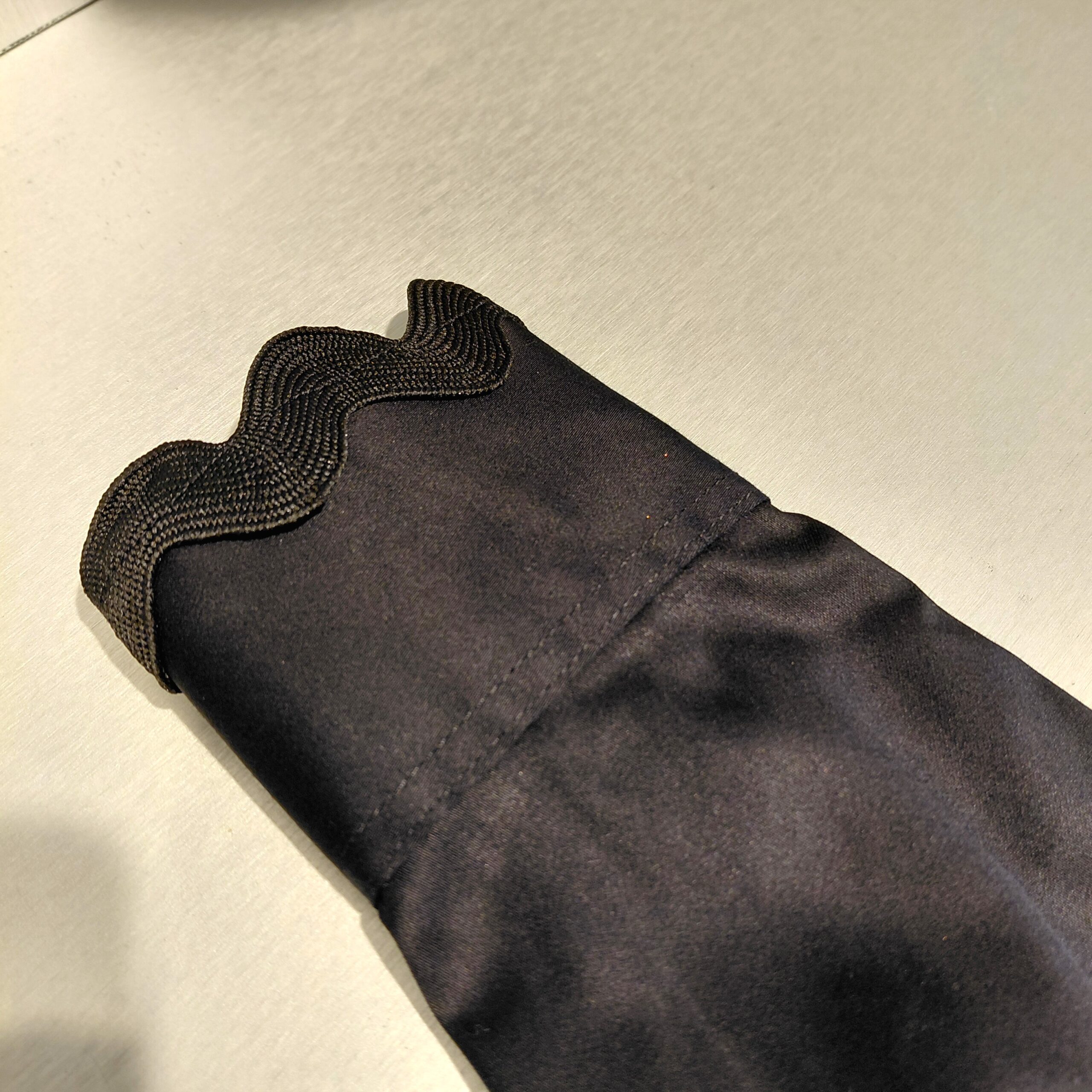 1202 bluza z detajli - slika 3