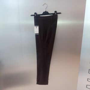 28-001 žametne hlače - črna