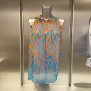 W828 podložen svilen top